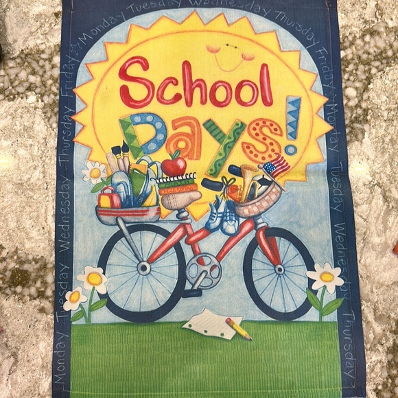 HUGE Lot of 15 Garden Flags All Seasons & Holidays - Picture 12 of 16